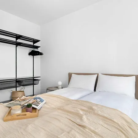 Unique 2-bedroom With Balcony Parking By Renters Prestige 公寓 *