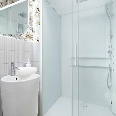 Apartamento Unique 2-bedroom With Balcony Parking By Renters Prestige Poznan