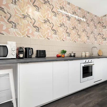 Unique 2-bedroom With Balcony Parking By Renters Prestige Poznan